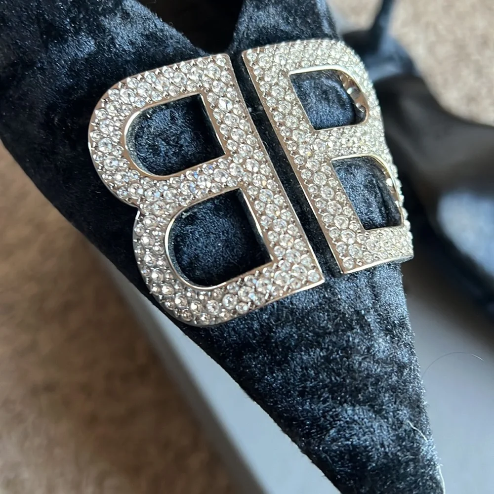 Used winter statement shoes - Picture 3 of 4